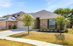 124 Morning Glory Drive, Sanger, TX 76266