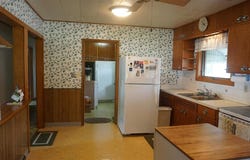 520 Washington Ave, Nichols, IA 52766