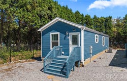 81 Yuken Place, Hendersonville, NC 28792