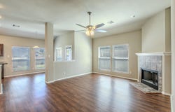 1502 Jane Lane, West, TX 76691