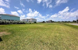 103 Palm Dr., ROCKPORT, TX 78382