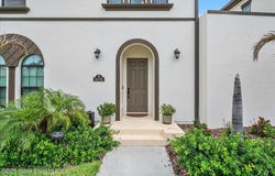 8476 Lyside Drive, Melbourne, FL 32940
