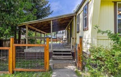 205 N C St, Albion, WA 99125