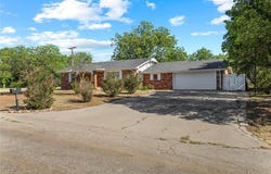 115 E 10th Street, Custer City, OK 73639