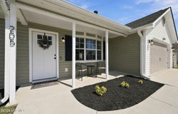 205 Parnell Road, Hubert, NC 28539