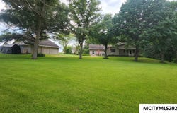 1787 Gilmore Ave, NEW HAMPTON, IA 50659