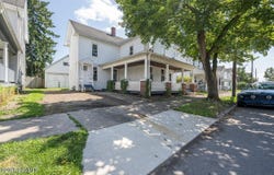 416 E 4TH Street, Berwick, PA 18603