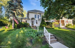 820 Central Parkway, Schenectady, NY 12309