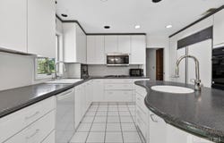39 Independence Drive, East Brunswick, NJ 08816