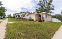 2503 S Palmetto, Sioux City, IA 51106