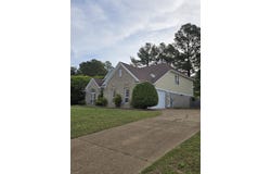 4860 RIVERCREST Ln, Bartlett, TN 38135