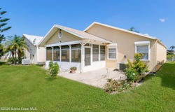 910 Cross Lake Drive, Melbourne, FL 32901
