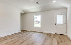 917 Hazy Brook Circle, Chickasha, OK 73018