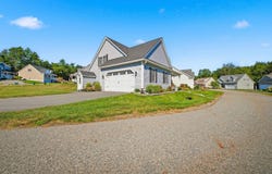 8 Bent Grass Circle, Kingston, NH 03848