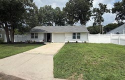 65 Biscayne Drive, Selden, NY 11784