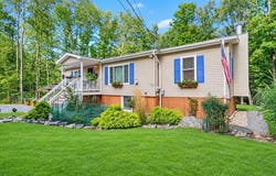 120 Tiffany Road, Hawley, PA 18428