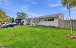 2 IDLEWILD Road, LEVITTOWN, PA 19057
