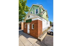 85 Hillside Avenue, Williston Park, NY 11596