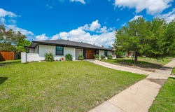 2760 N Hillbrier Circle, Plano, TX 75075