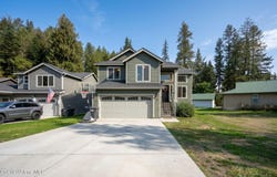 155 White Way, Priest River, ID 83856