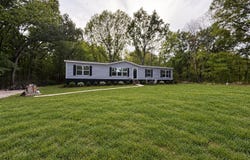 1060 JOANN Rd, Somerville, TN 38068