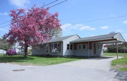6 Emerson Street, Hooksett, NH 03106