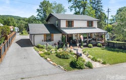 154 White Oak Lane, Brevard, NC 28712
