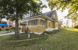 1003 N State St., Augusta, KS 67010