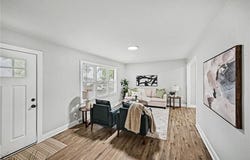 102 O E Avenue, Excelsior Springs, MO 64024