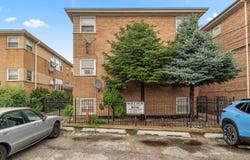 6004 S ARCHER Road, Summit, IL 60501