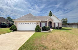 60 CAMELIA St, Atoka, TN 38004
