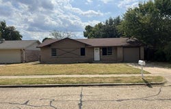 2312 Meadowcrest, Irving, TX 75060