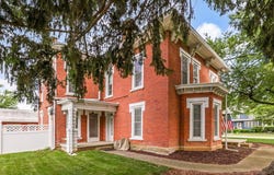 245 S Main Street, Pataskala, OH 43062
