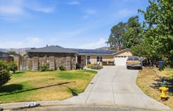 814 Bamboo Court, Tehachapi, CA 93561