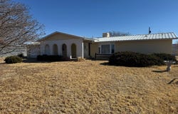 102 Apache Dr, Logan, NM 88426