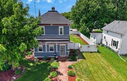 203 Williams St, Randolph, WI 53956