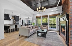 1016 Bridgeshire Drive, Raymore, MO 64083