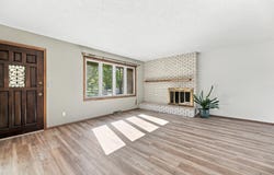 1402 E Gateway Circle S, Fargo, ND 58103