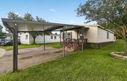 2500 Mann Road, Clarkston, MI 48346