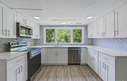 6 Woods Road, Rhinebeck, NY 12572