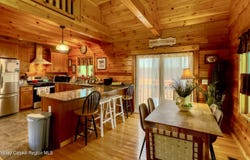 6 Debbie Drive, Athens, NY 12015