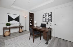45 SW 9th St, Miami, FL 33130