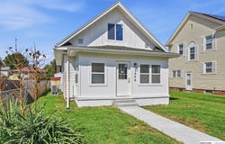 1904 Avenue B, Council Bluffs, IA 51501