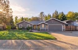 11420 Wales Drive, Redding, CA 96003