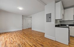 39 Bradley St, Somerville, MA 02145
