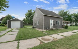 1810 1st Avenue SE, Austin, MN 55912