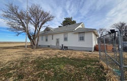 1824 Avenue Q, Nekoma, KS 67559