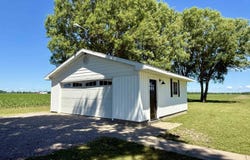 101 E Laporte Road, Merrill, MI 48637
