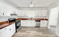 108 COLONIAL CIRCLE, CLANTON, AL 35045