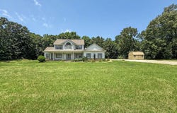 7632 Holly Springs Road, Hernando, MS 38632
